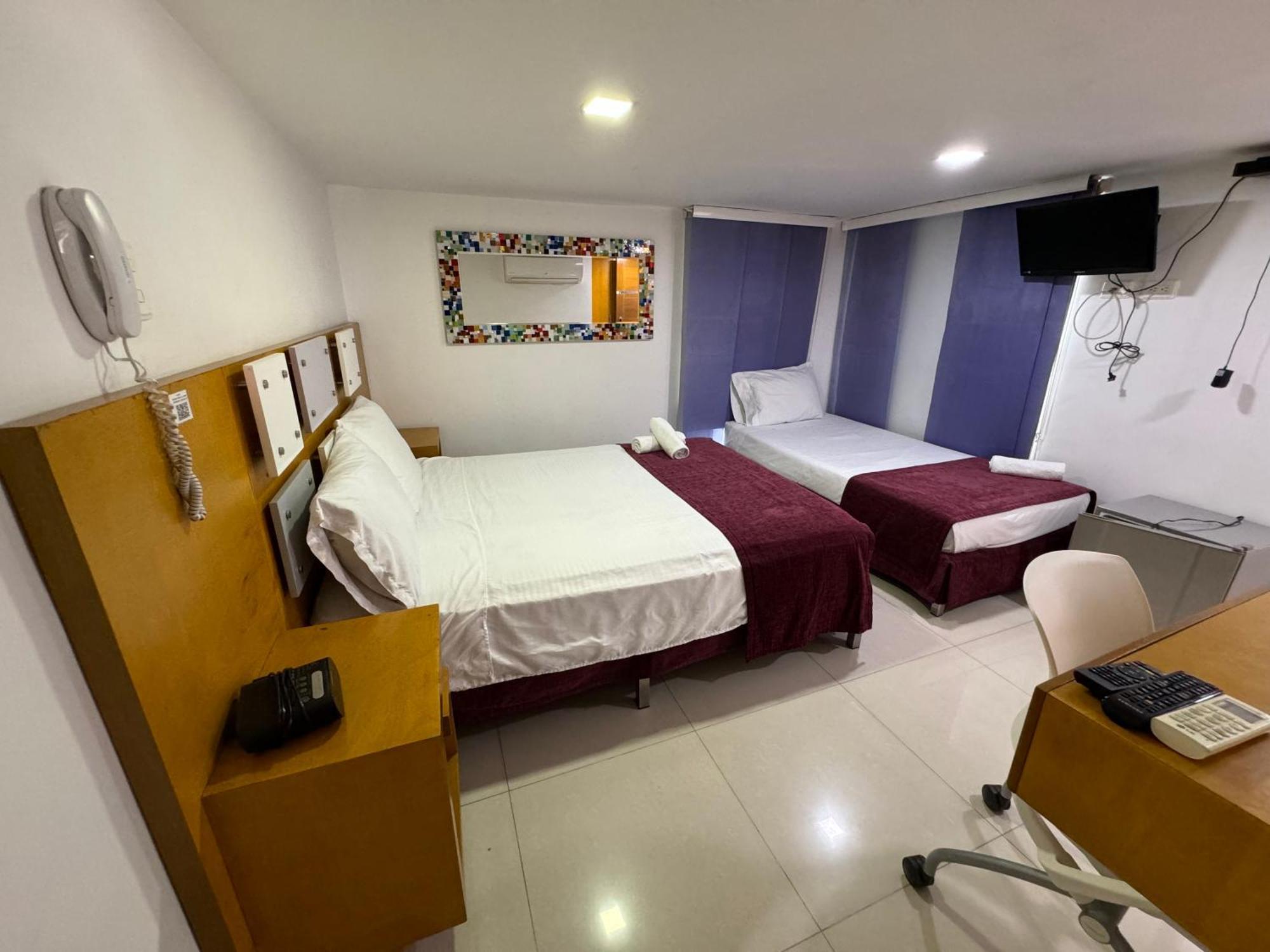 קאלי Hotel San Antonio Plaza מראה חיצוני תמונה