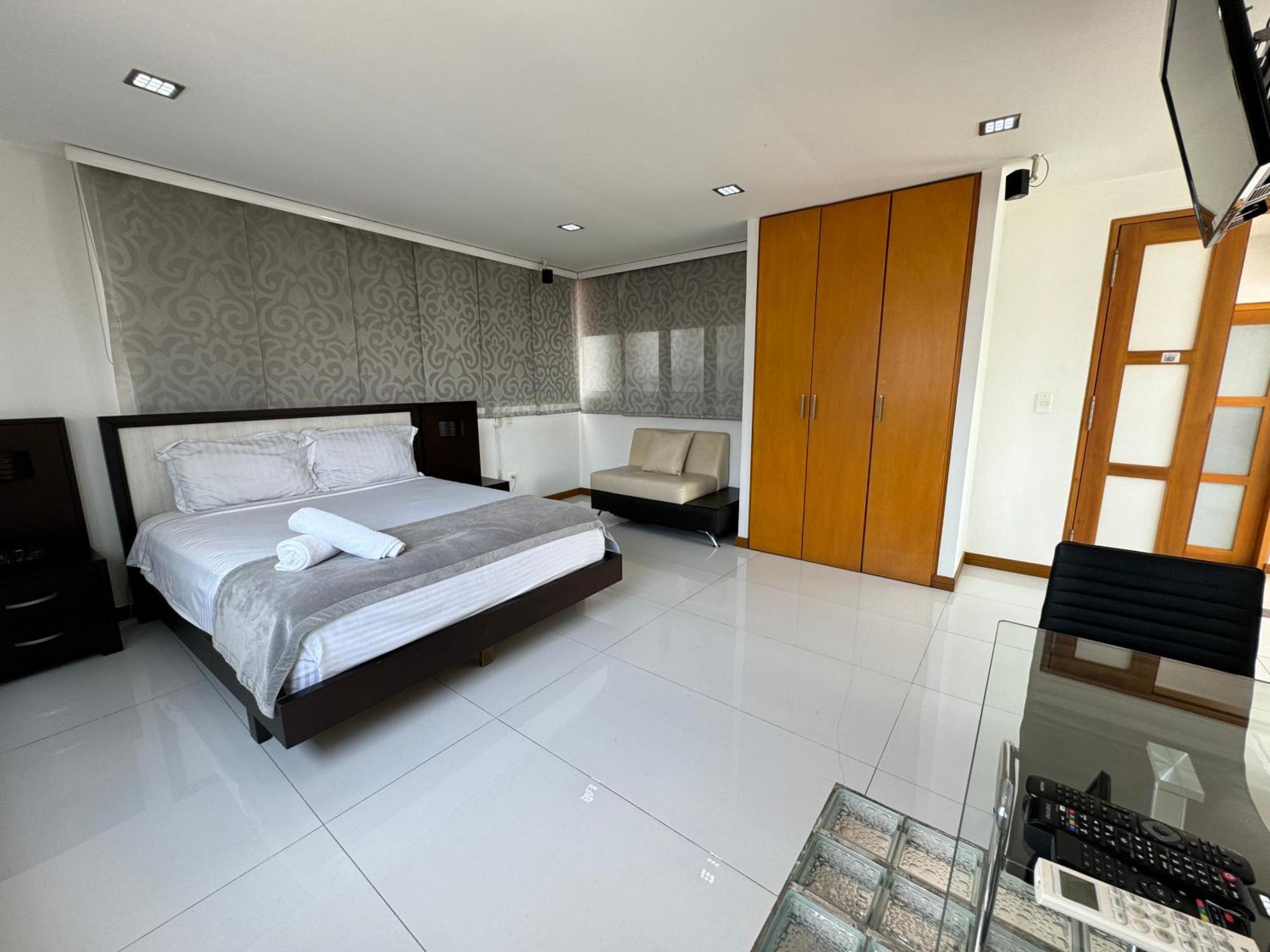 קאלי Hotel San Antonio Plaza מראה חיצוני תמונה
