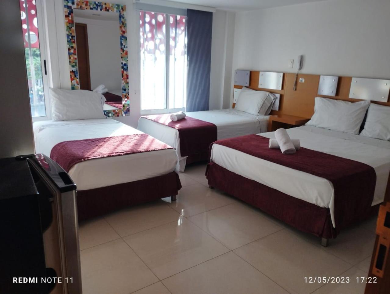 קאלי Hotel San Antonio Plaza מראה חיצוני תמונה